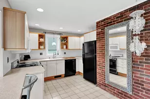 189 Redstone Hl Rd, Bristol, CT 06010 - Photo 14