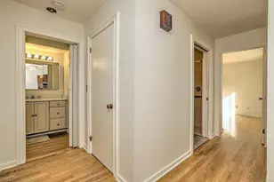 736 Quinnipiac Ln, Stratford, CT 06614 - Photo 18