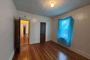 40 Cabot St, Hartford, CT 06154 - Photo 10