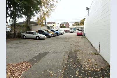 2126 Boston Avenue, Bridgeport, CT 06610 - Photo 14