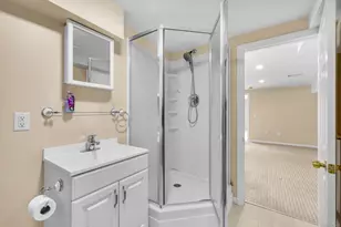 95 Joseph Dr, Guilford, CT 06437 - Photo 32