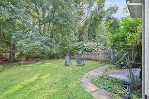 74 Westerly St, Manchester, CT 06042 - Photo 6