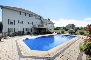 1 Meadow Wood Dr, Suffield, CT 06078 - Photo 40