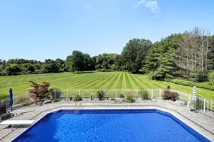 1 Meadow Wood Dr, Suffield, CT 06078 - Photo 38