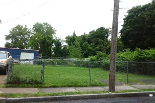 33 Warren St, Hartford, CT 06120 - Photo 1