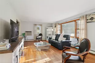 225 Hill St, Hamden, CT 06514 - Photo 4