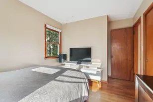 225 Hill St, Hamden, CT 06514 - Photo 12