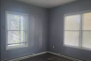 14 Wood St, Waterbury, CT 06704 - Photo 2