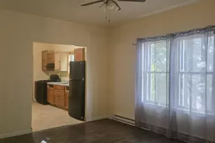 14 Wood St, Waterbury, CT 06704 - Photo 8