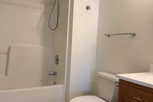 380 Main St, Wallingford, CT 06492 - Photo 6