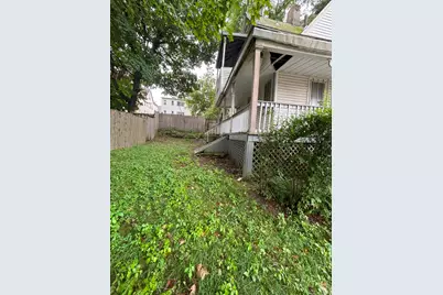 30 Ward Street, Waterbury, CT 06704 - Photo 2