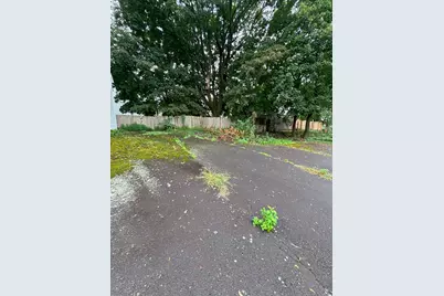 30 Ward Street, Waterbury, CT 06704 - Photo 4