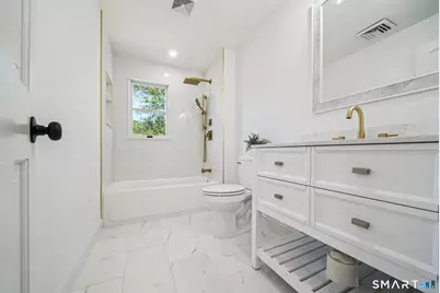 185 Newtown Avenue, Norwalk, CT 06851 - Photo 16