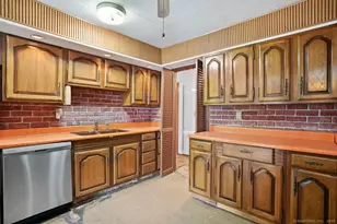 130 Ash St, Stratford, CT 06615 - Photo 20