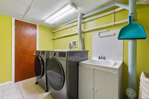 394 Trout Brook Dr, West Hartford, CT 06110 - Photo 22