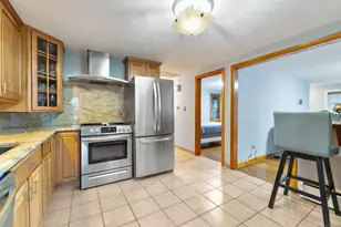 394 Trout Brook Dr, West Hartford, CT 06110 - Photo 4