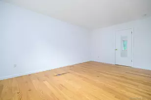 2289 Bedford St, Stamford, CT 06905 - Photo 12