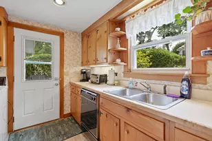 15 River Rd, Branford, CT 06405 - Photo 14