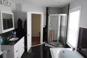 76 Porter St, Bridgeport, CT 06606 - Photo 30