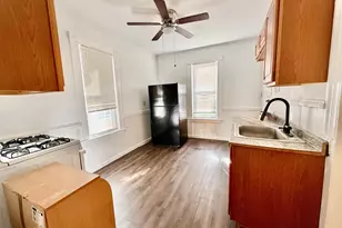 519 Brooks St, Bridgeport, CT 06608 - Photo 4