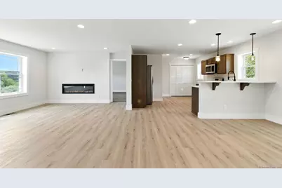 170 Darcangelo Drive, Naugatuck, CT 06770 - Photo 10