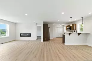 170 Darcangelo Dr, Naugatuck, CT 06770 - Photo 10