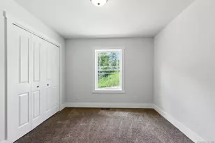170 Darcangelo Dr, Naugatuck, CT 06770 - Photo 8