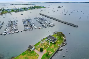 49 Noble Ave, Groton, CT 06340 - Photo 2