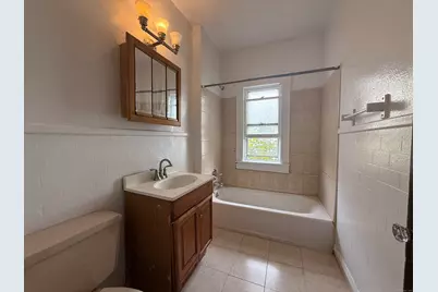 184 Fairview Street, New Britain, CT 06051 - Photo 4