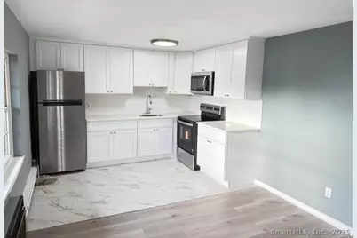 8 Wardwell Street #APT 6, Stamford, CT 06902 - Photo 2