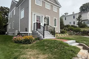 99 Main St, Stonington, CT 06378 - Photo 2