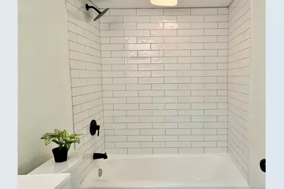 114 Heritage Village #C, Southbury, CT 06488 - Photo 4