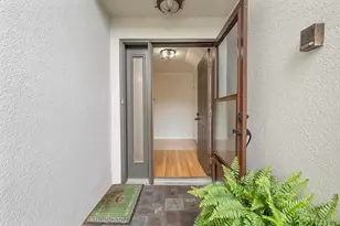 105 Harbor Dr, Stamford, CT 06902 - Photo 6