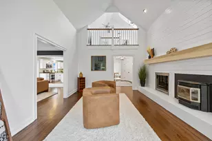 33 Justine Dr, North Haven, CT 06473 - Photo 14