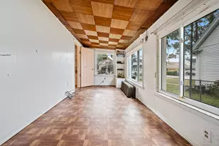 16 Whitney St, East Hartford, CT 06118 - Photo 18