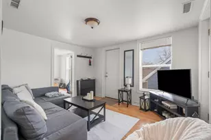 66 Roosevelt Ave, Stratford, CT 06615 - Photo 4
