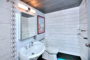 25 Cartright St, Bridgeport, CT 06604 - Photo 18