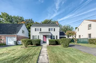 741 South Quaker Ln, West Hartford, CT 06110 - Photo 34