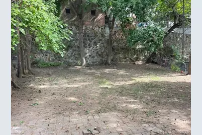 90 Waterville Street, Waterbury, CT 06710 - Photo 20