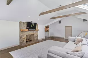 74 Rogers Rd, Stamford, CT 06902 - Photo 8