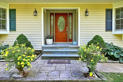 28 Seymour Road, Woodbridge, CT 06525 - Photo 6