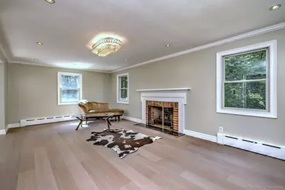 28 Seymour Road, Woodbridge, CT 06525 - Photo 8