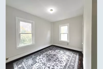 72 Sterling Street, Hartford, CT 06154 - Photo 6