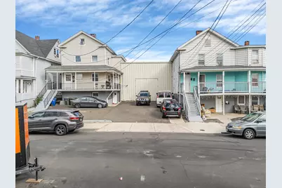 156 Calhoun Avenue, Bridgeport, CT 06604 - Photo 2