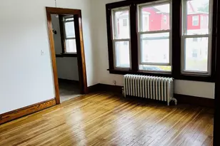 20 Amaryllis Ave, Waterbury, CT 06710 - Photo 4