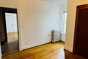 20 Amaryllis Ave, Waterbury, CT 06710 - Photo 12