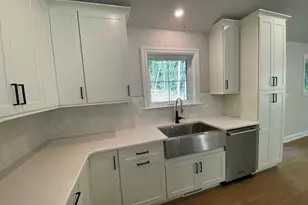 919 Strongtown Rd, Southbury, CT 06488 - Photo 6