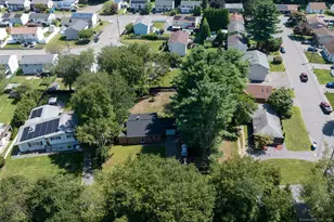 440 Chestnut Hill Ave, Waterbury, CT 06704 - Photo 2