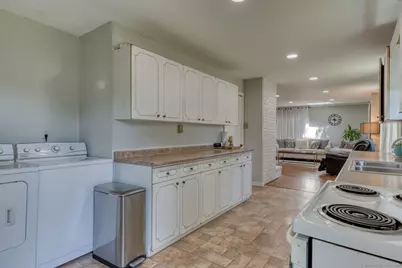 440 Chestnut Hill Avenue, Waterbury, CT 06704 - Photo 20