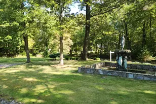 25 Mountain Brook Dr, Cheshire, CT 06410 - Photo 6